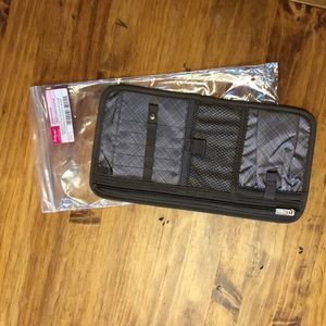 Made in the shade pocket