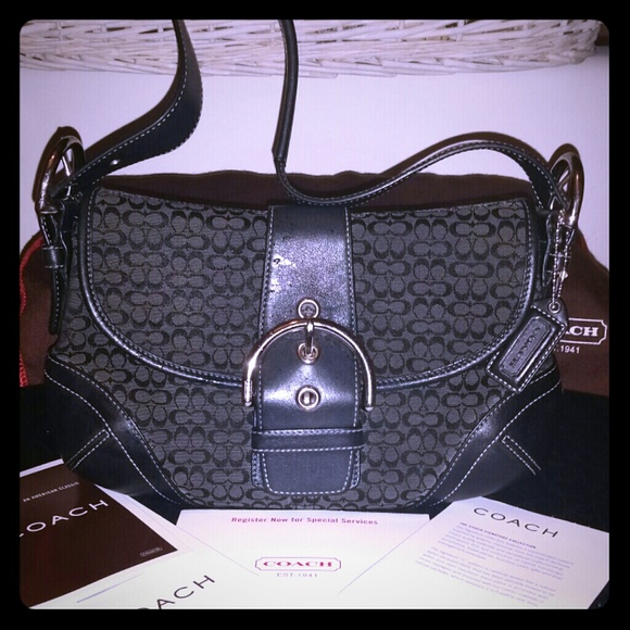 Authentic Vintage Signature Coach Hobo Purse