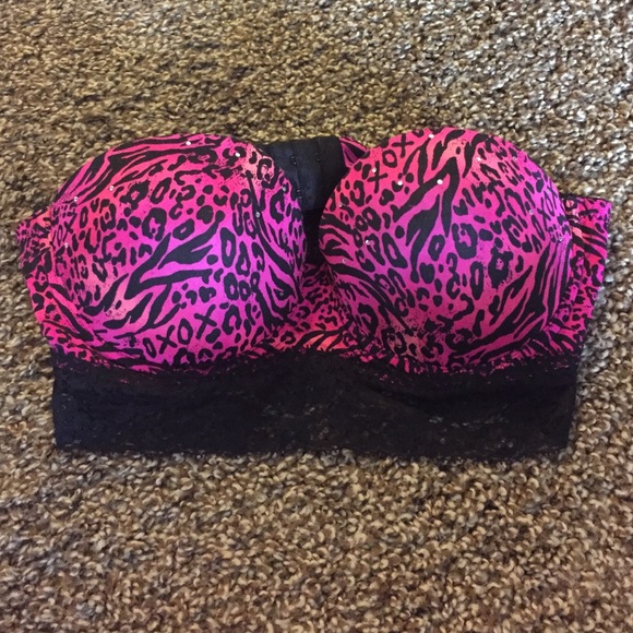 XOXO push up strapless bra size 34B