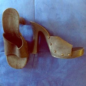 Super Cute Classic Candies Platforms