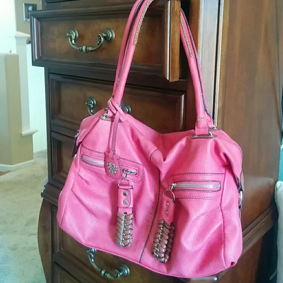 Pink pebbled faux leather purse