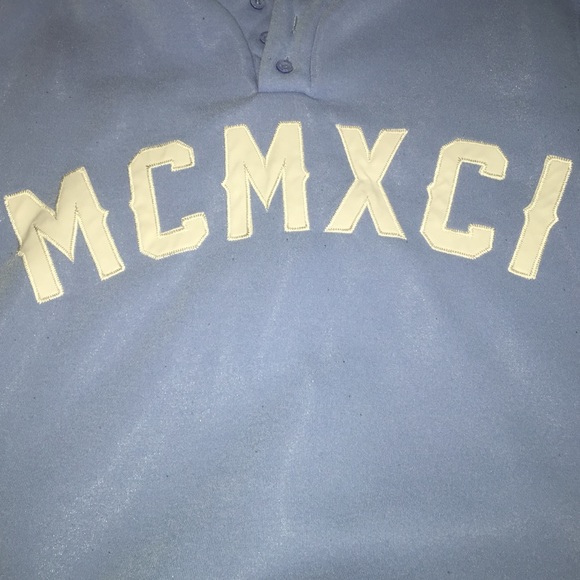 BABY BLUE CREW NECK