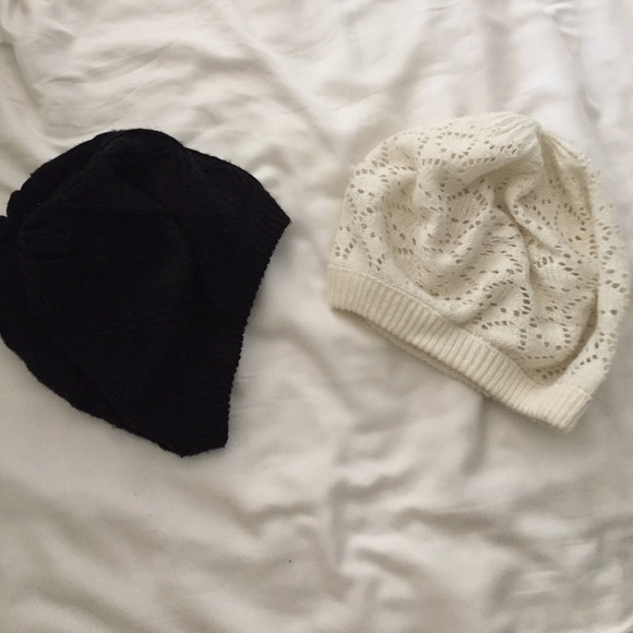 Forever 21 Accessories - Black only beret hat