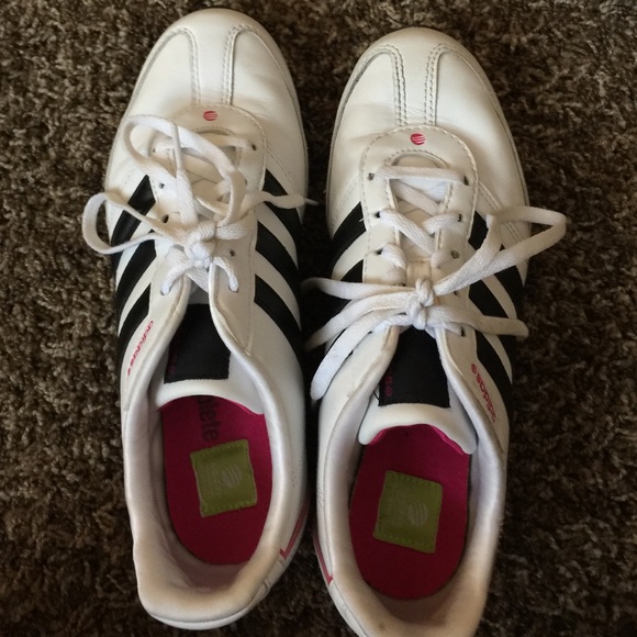 Tennis shoes.