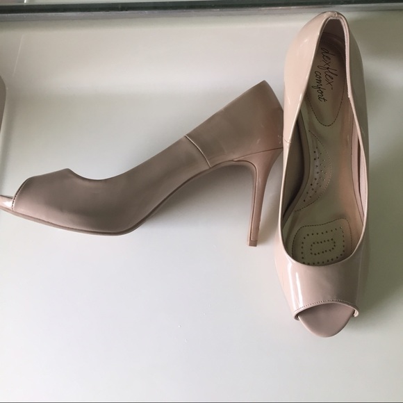 Size 11 nude heels
