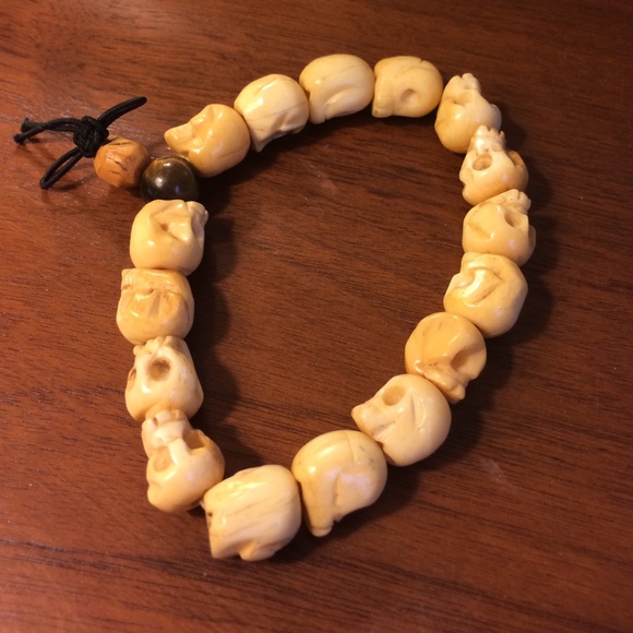 Skull prayer beads bracelet - Picture 1 of 1