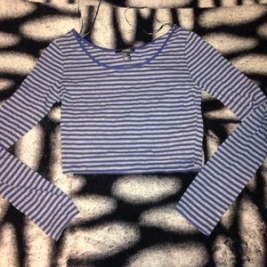 Forever 21 long sleeve crop top M