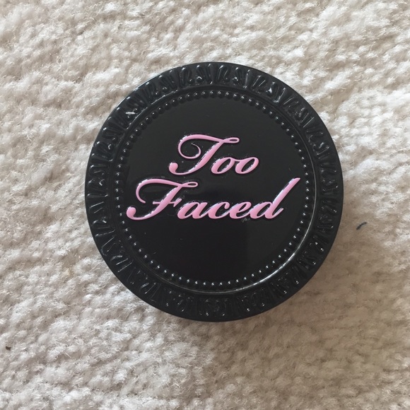 Too Faces Full Bloom Powder Blush - Sweet Pink