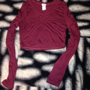 Long sleeve crop top