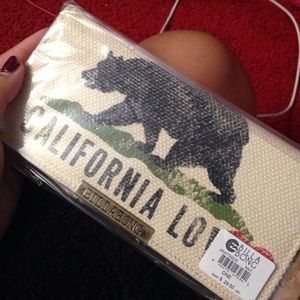 New wallet by billabong ☺️