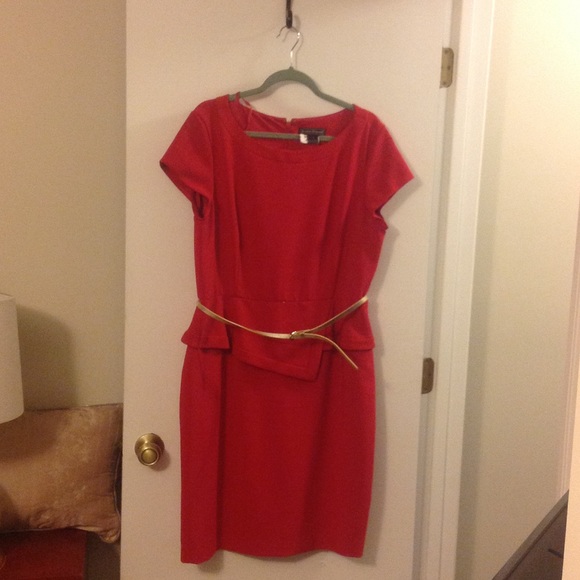 GORGEOUS Red peplum dress