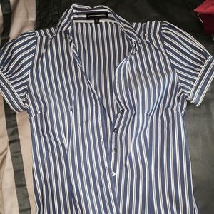 express button up