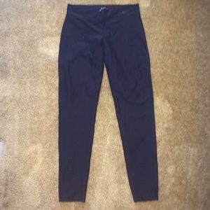 black full length Nike leggings
