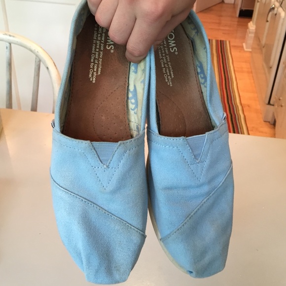 Light blue toms