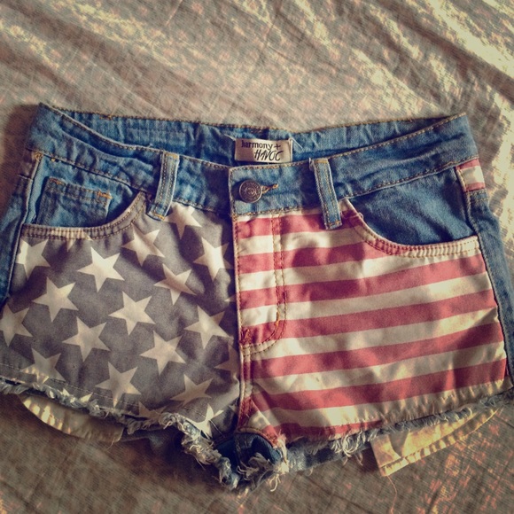 BRAND NEW American Flag Shorts