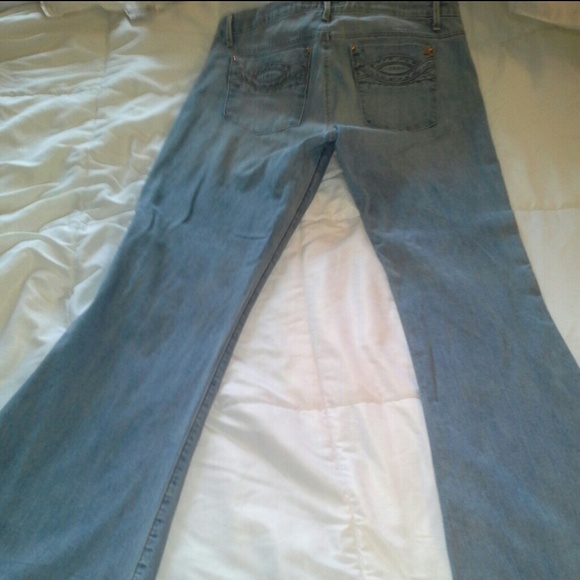 Joes - Picture 1 of 1