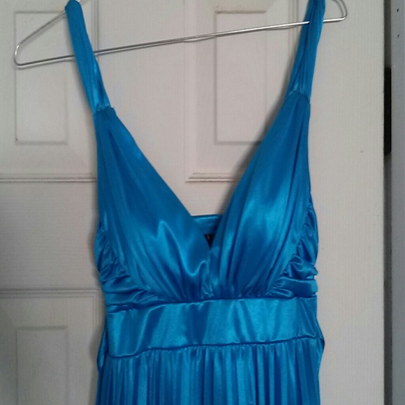 Sold Blue dress - Picture 2 of 4