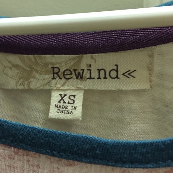 Top - Picture 2 of 2