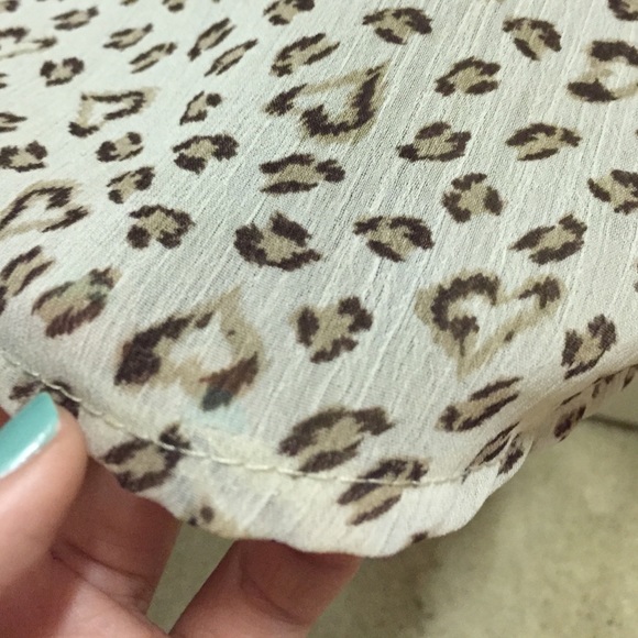 Sheer blouse - Picture 3 of 3