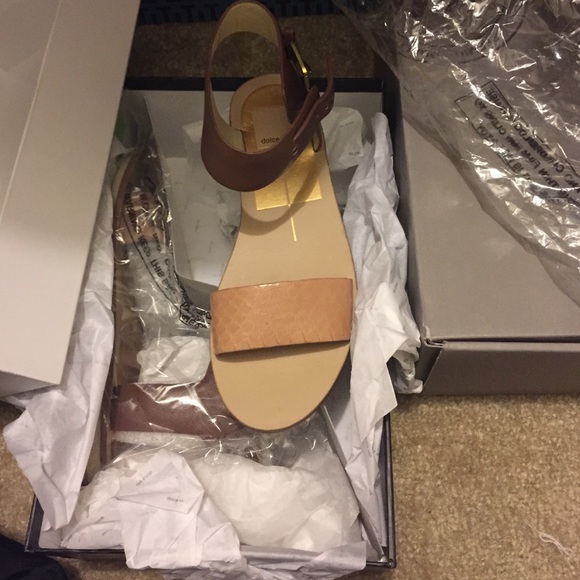 Dolce Vita Sandals - Picture 3 of 4