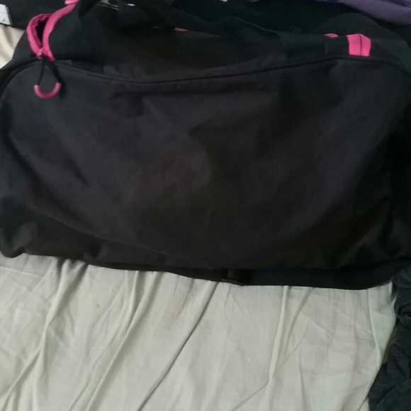 Puma duffle bag - Picture 2 of 4