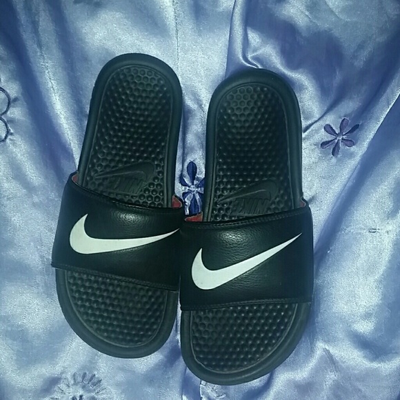 Nike slides
