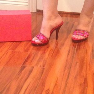 Betsey Johnson size 8 shoes sandles