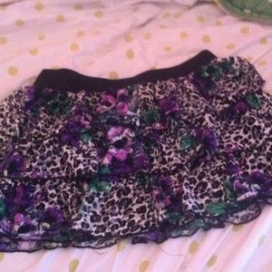 Cheetah w/ flowers print skirt