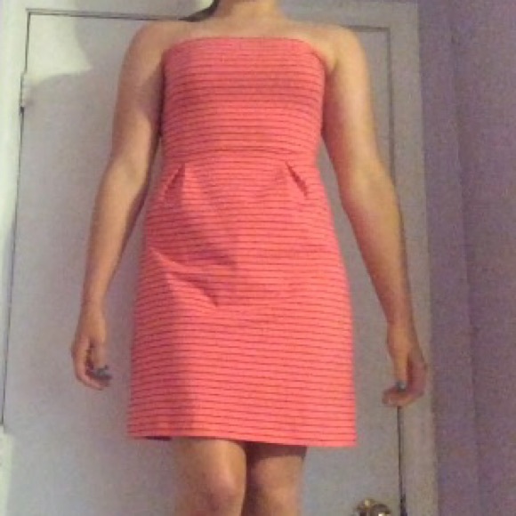 Pink dress - Picture 3 of 4