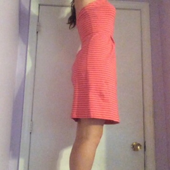 Pink dress - Picture 4 of 4
