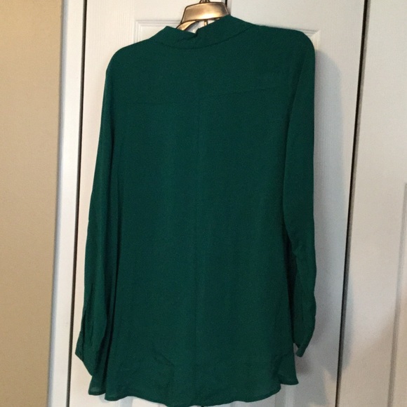 NWT Modern Green Blouse by a.n.a. - Picture 2 of 3