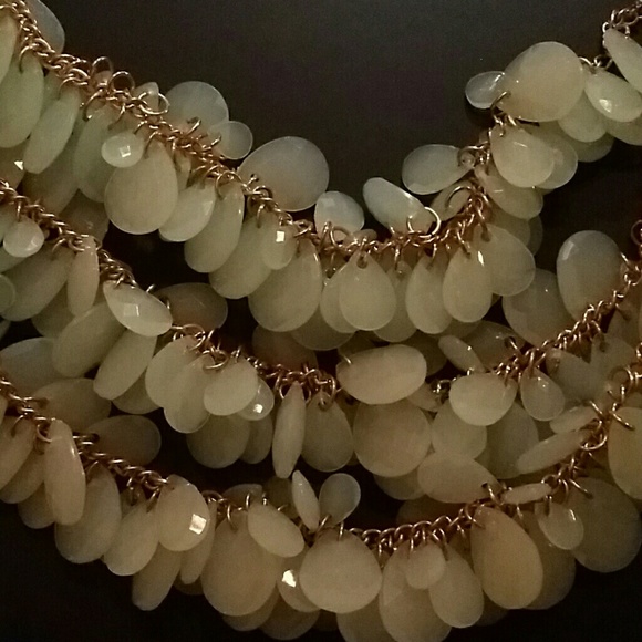 NWT Forever 21 Jade Stone Statement Necklace - Picture 2 of 3