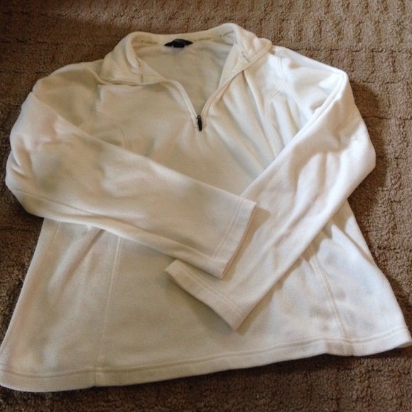 White lands end fleece pullover size medium