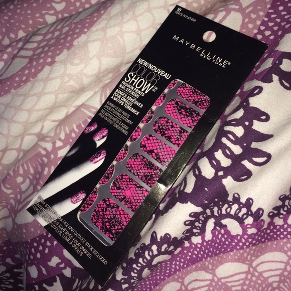 Maybelline Nail Polish Stickers!💅🏽