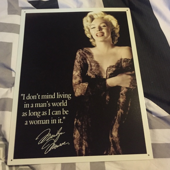 Marilyn Monroe tin sign