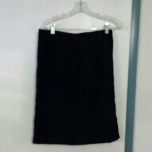 Black skirt