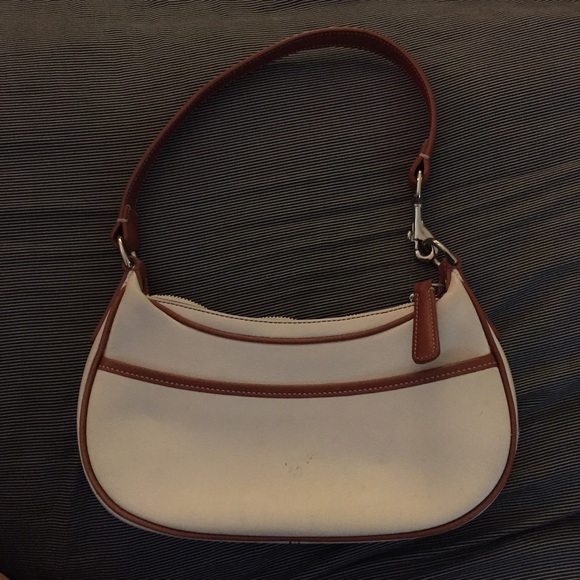 Small Coach purse/handbag