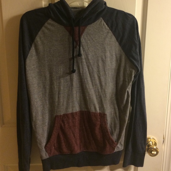 Small American eagle hoodie