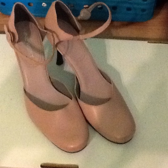 Vintage Nine West Heels!