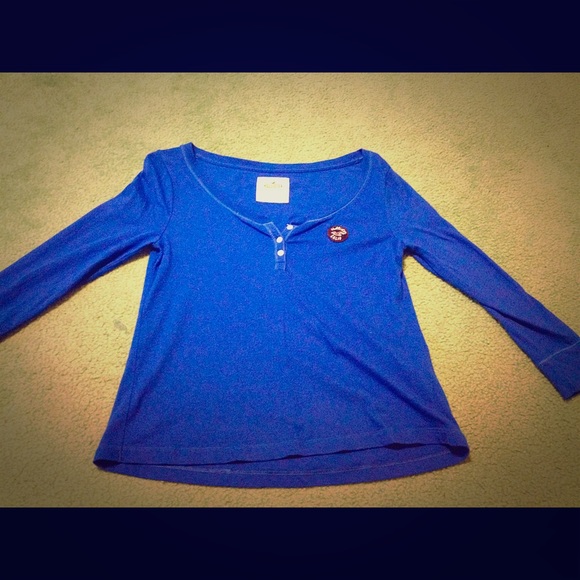 3/4 sleeved Hollister Blue Shirt