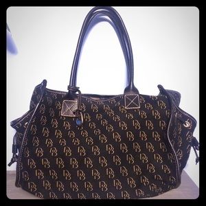 Authentic Dooney & Bourke tote satchel