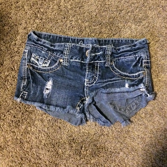 Amethyst shorts!! So cute
