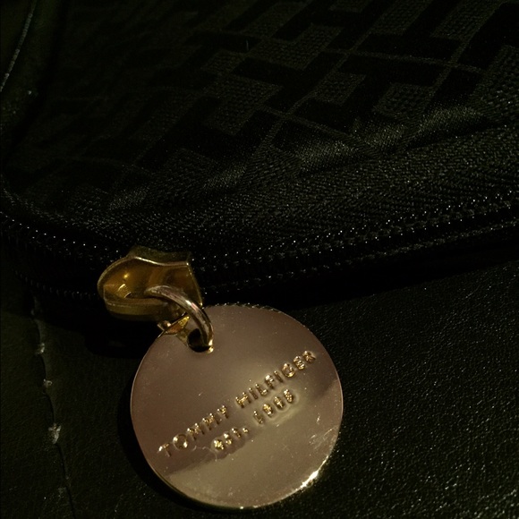 Tommy Hilfiger iPad travel holder - Picture 2 of 2