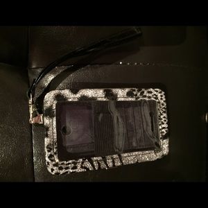 iPhone 4s/iPod wristlet/wallet