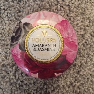 Flower scented candle