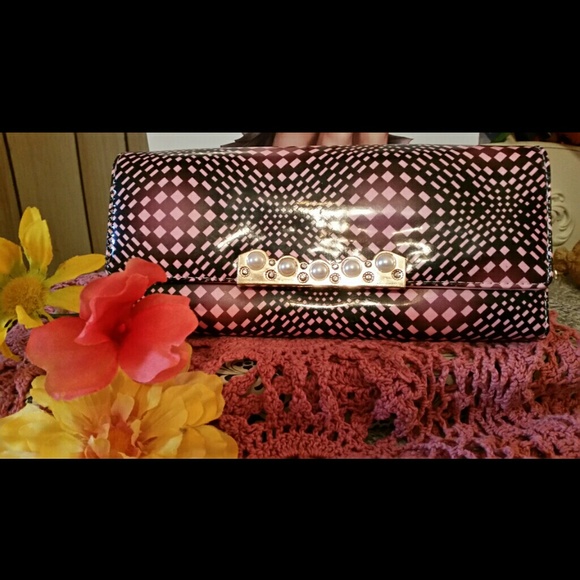 Pink and Black wallet..w/pear accent and gold..