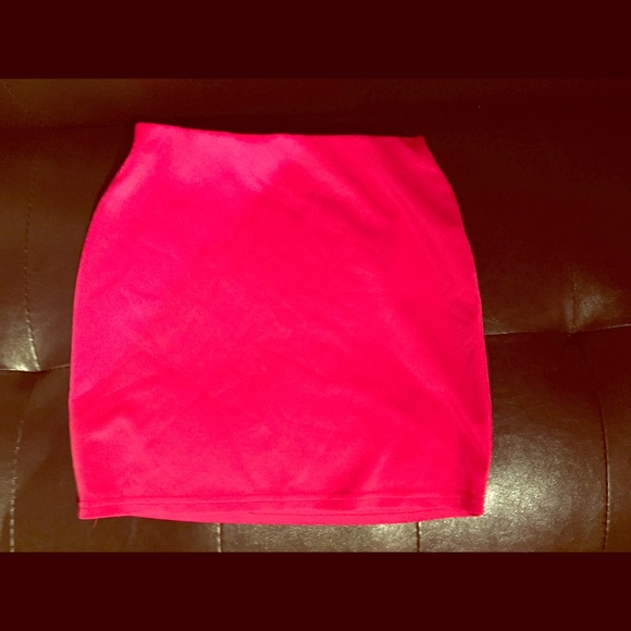 Hot pink pencil skirt