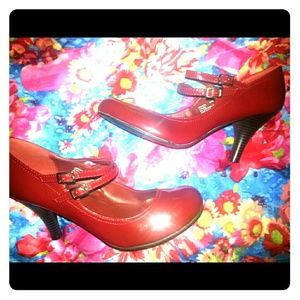 Nowt size 10m deep red pump