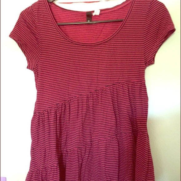 Tops - Magenta & black striped shirt