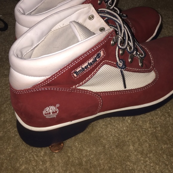 White & red timberlands